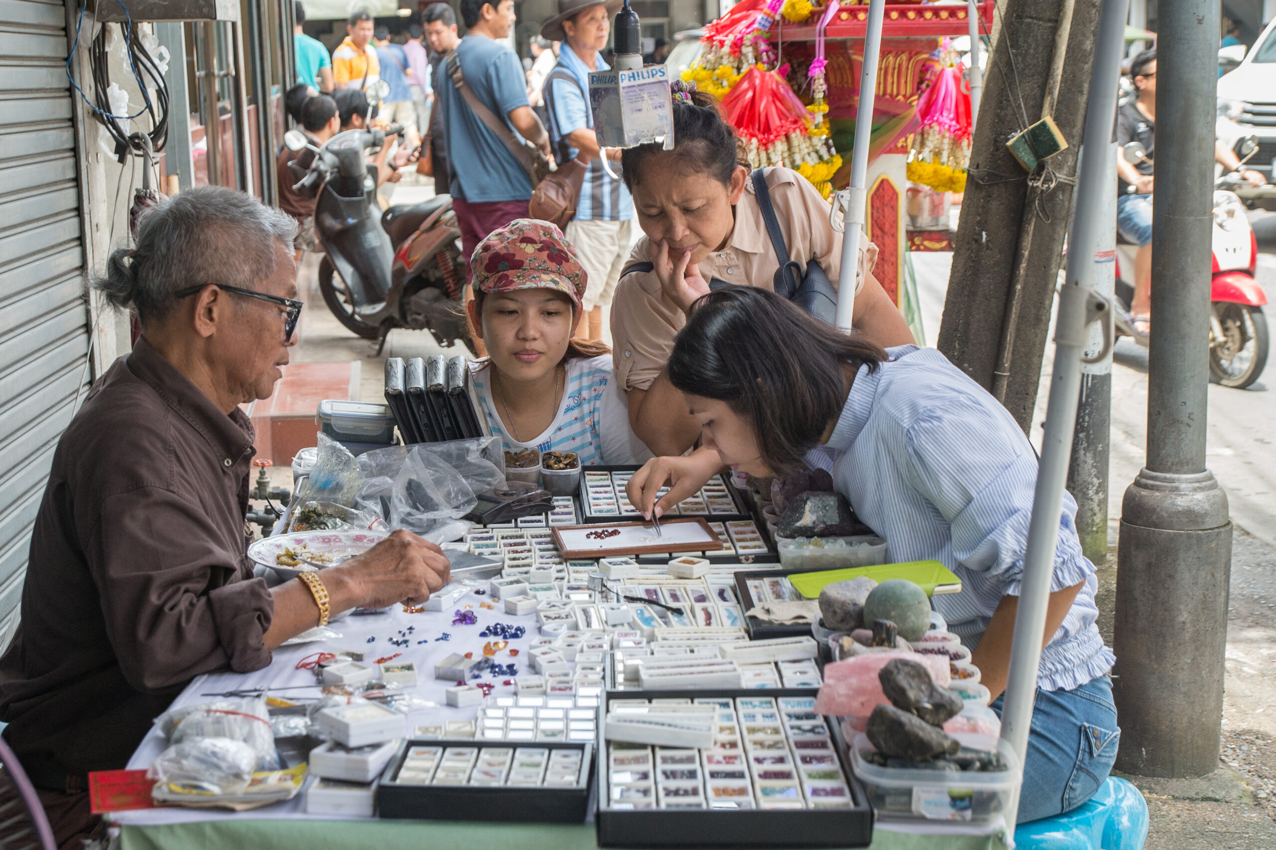 Thailand,2017,Aug,12,,People,Trade,Gemstone,At,Gems,Market